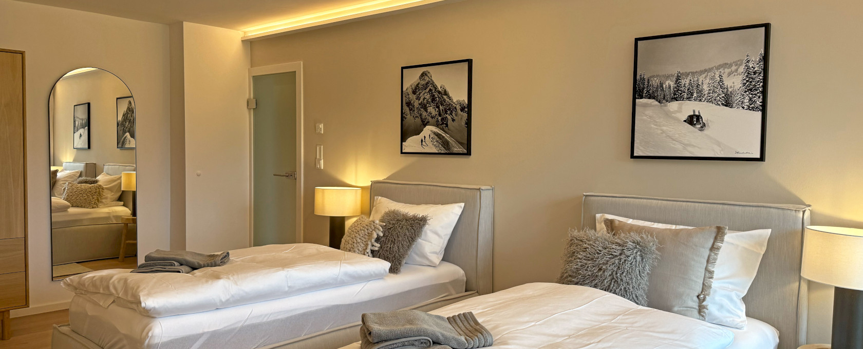 Schlafzimmer mit 2 Einzelbetten
